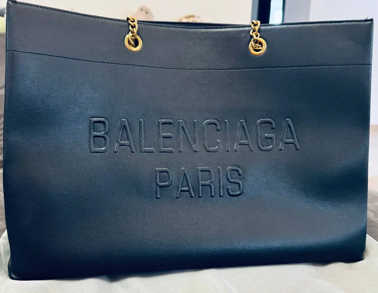 Сумка-тоут Balenciaga из телячьей кожи, новая - Сумки (Одежда) в Казань