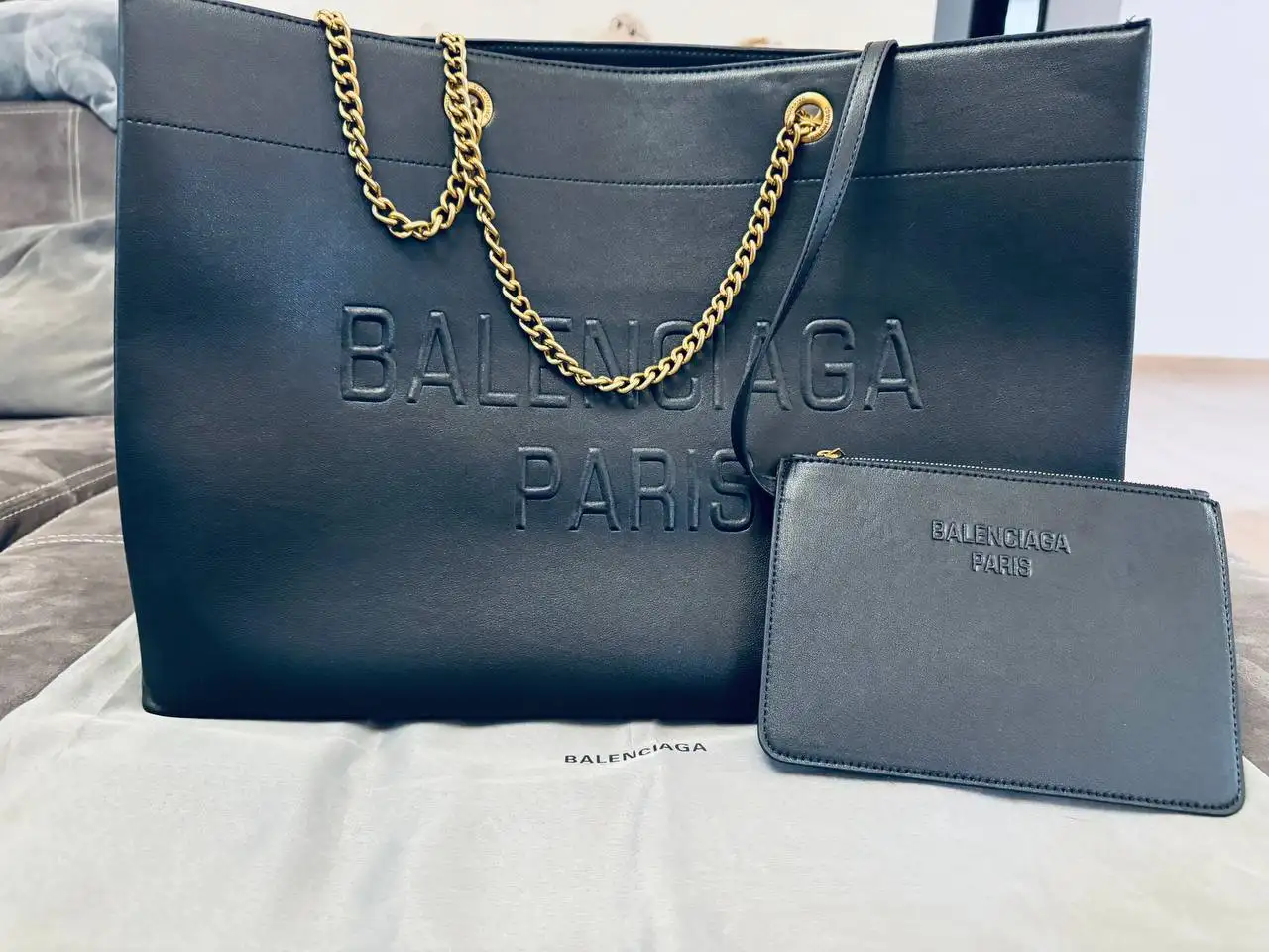 Сумка-тоут Balenciaga из телячьей кожи, новая - Сумки (Одежда) в Казань