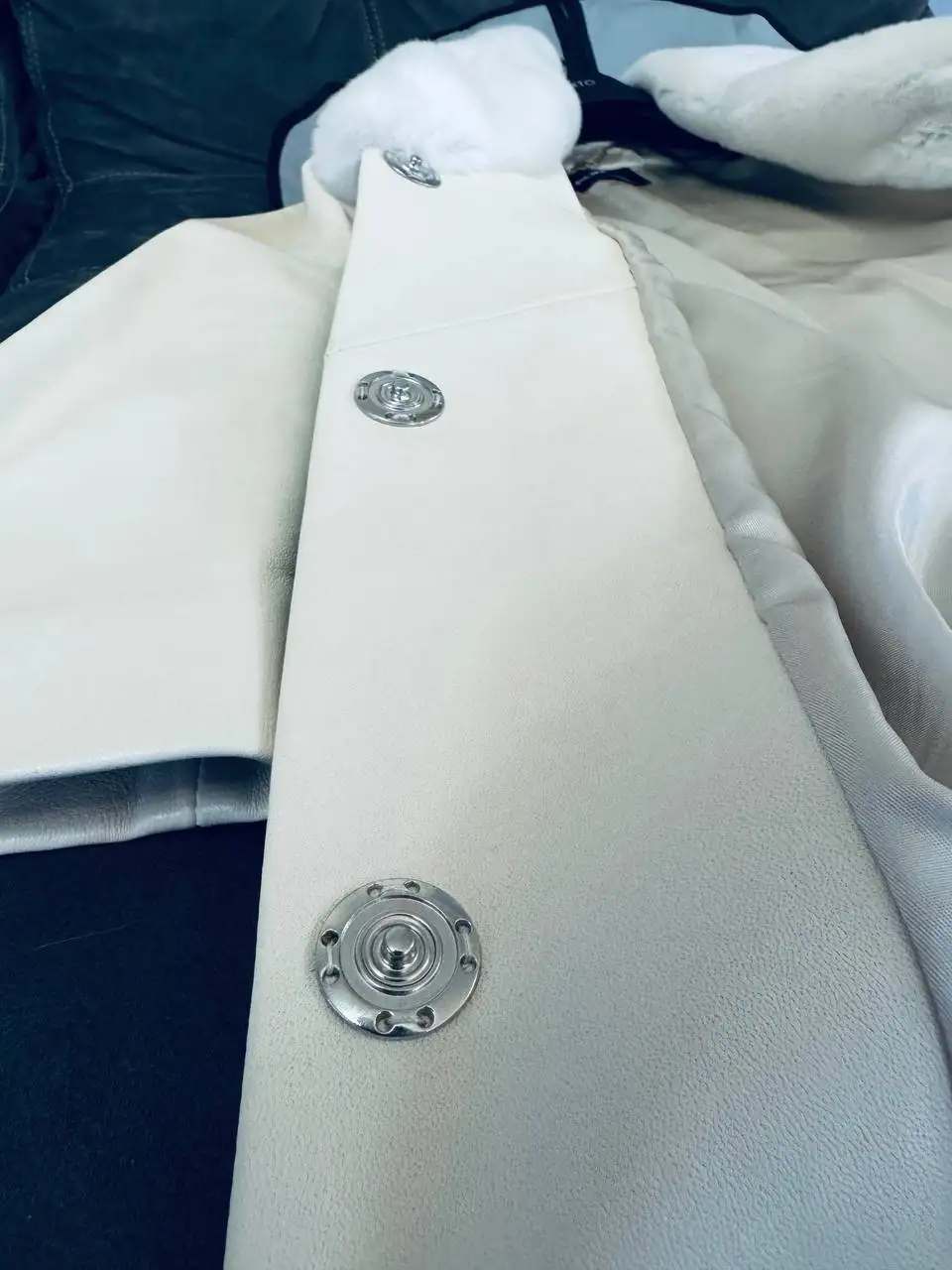 Кожаное пальто Punto с мехом кролика Рекс - Верхняя одежда (Одежда) в Казань