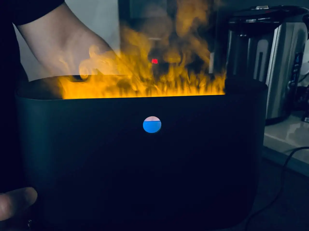 Ультразвуковой увлажнитель воздуха Stadler Form Ben black с эффектом каминного пламени - Климатическая техника (Для дома и дачи) в Казань