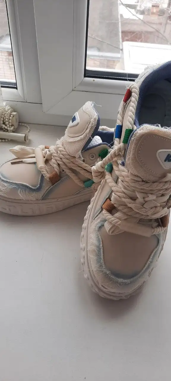 Продажа новых весенних кроссовок 43 размер - Обувь (Одежда) в Казань