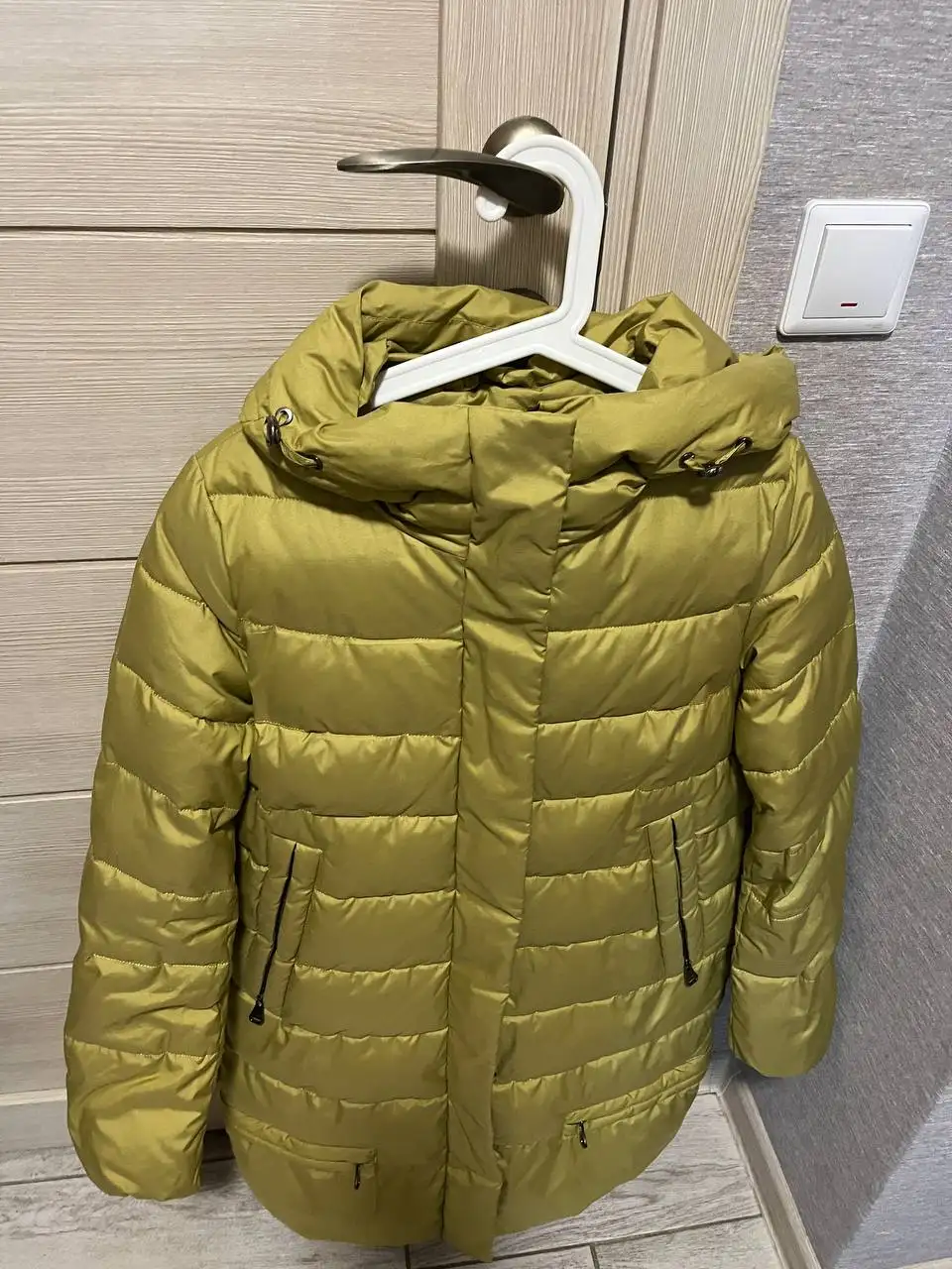 Жилетки, шубы натуральный мех и кожа, пуховик фирмы classna - Верхняя одежда (Одежда) в Казань