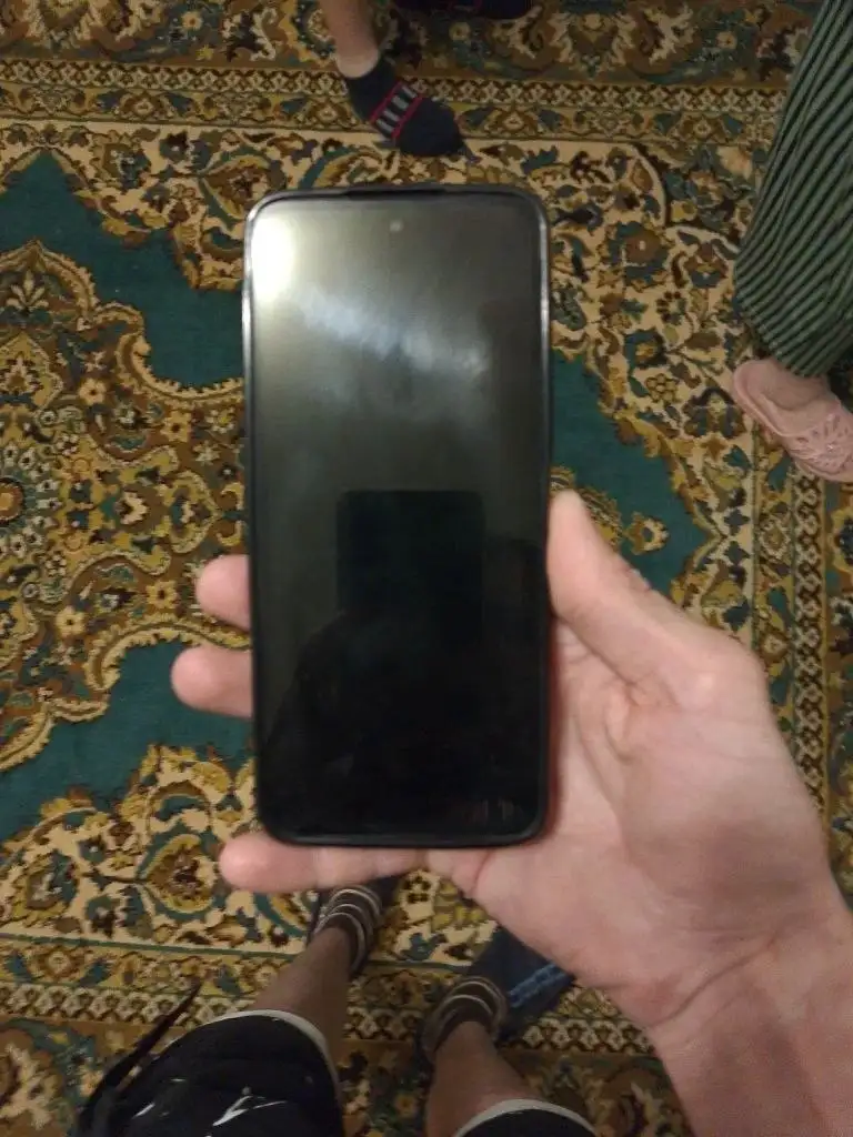 Смартфон POCO M6 4/128 ГБ серебристый - Смартфоны (Электроника) в Казань