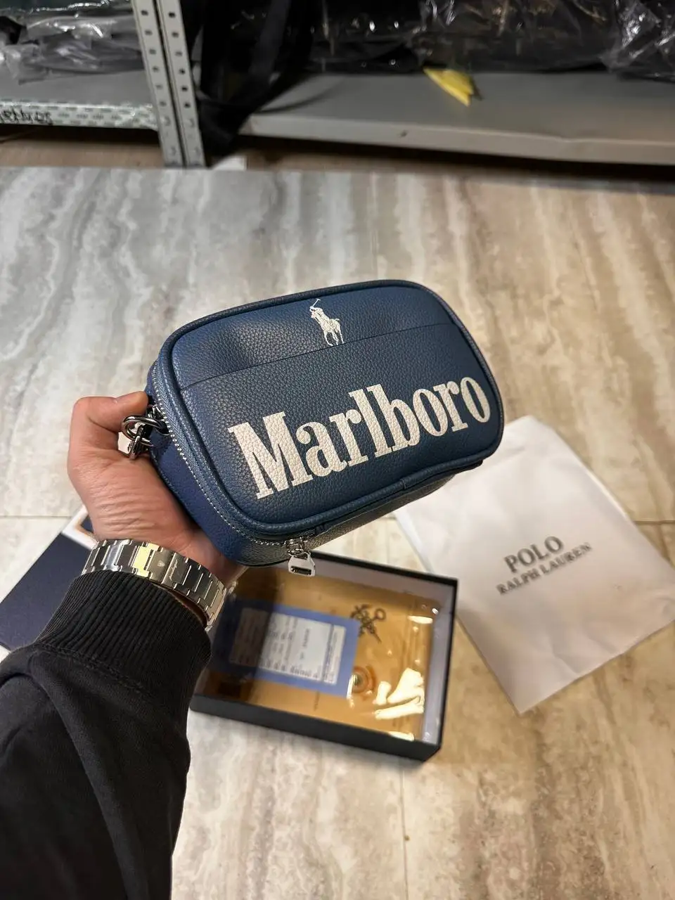 Клатчи и сумки - Барахолка в Казань