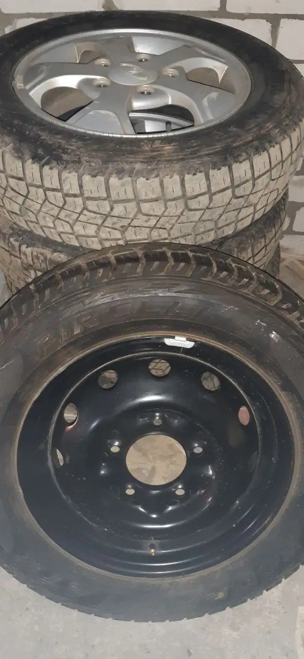 Продажа летней резины на Ниву 185/75/16 Пирелли Скорпион - Шины и диски (Запчасти) в Казань