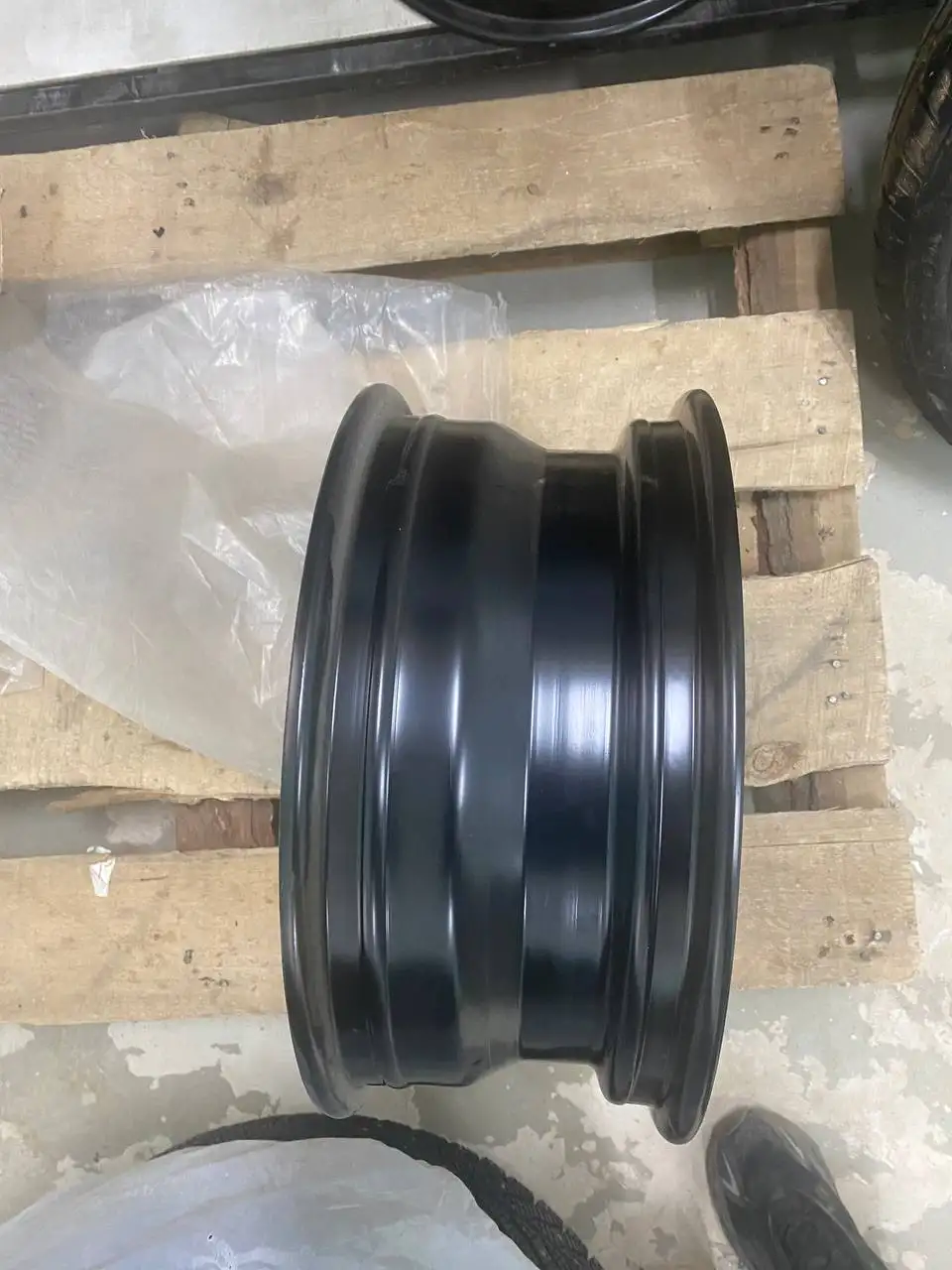 Штампы на Ниву новые без пробега - Диски и шины (Запчасти) в Казань