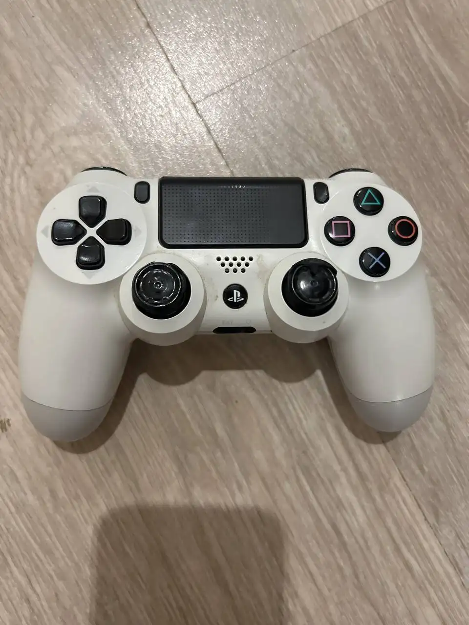 Продам PlayStation 4 с играми и геймпадами - Игровые приставки (Электроника) в Казань