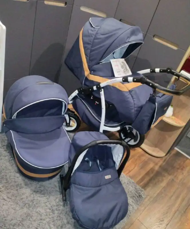 Продам коляску в отличном состоянии - Коляски (Товары для детей) в Казань