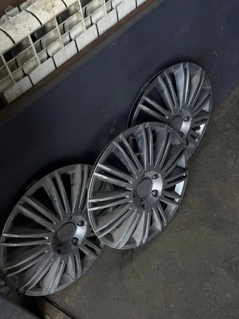 Зимние колеса R15 с колпаками - Выставка автомобилей в Казань