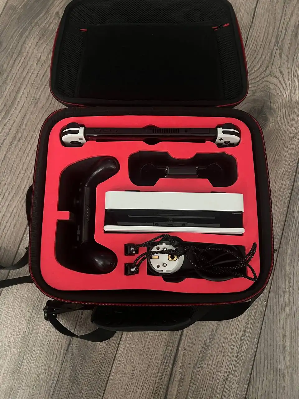 Продам прошитую Nintendo Switch OLED - Игровые консоли (Электроника) в Казань