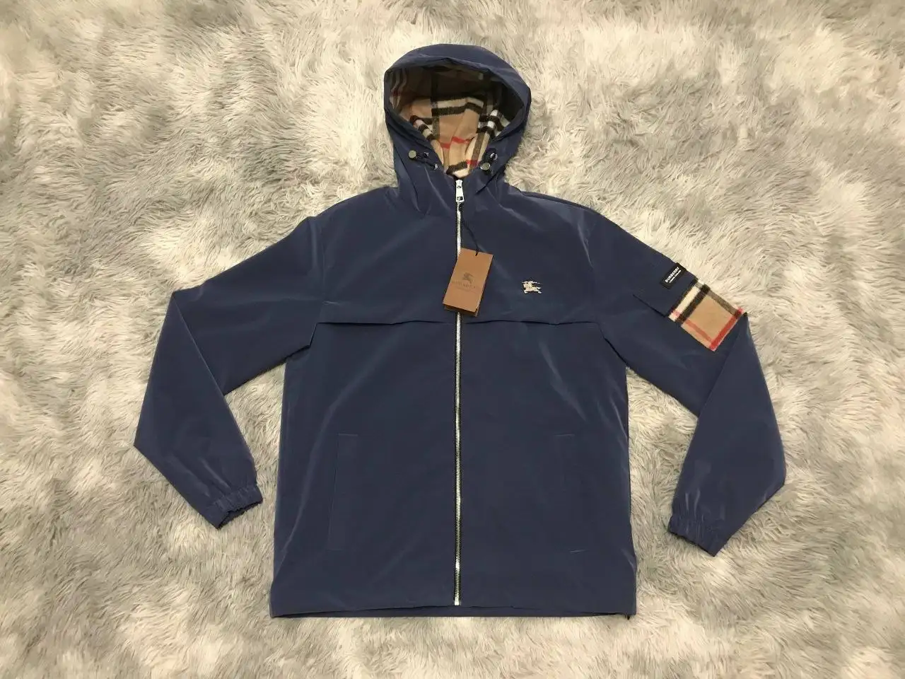 Ветровка Burberry (Турция) размер L в 5 цветах - Верхняя одежда (Одежда) в Казань