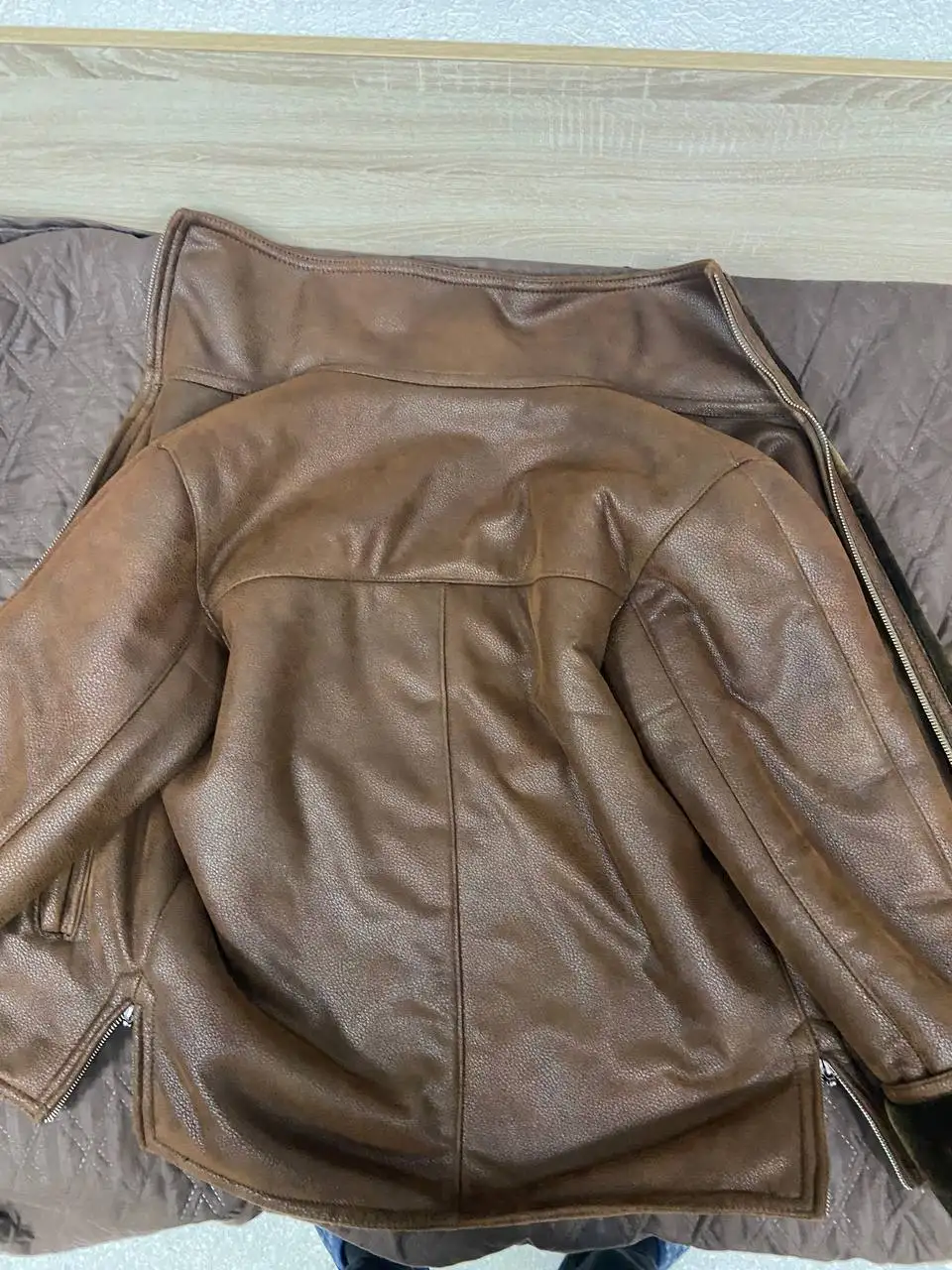 Продажа дубленки размера L - Верхняя одежда (Одежда) в Казань