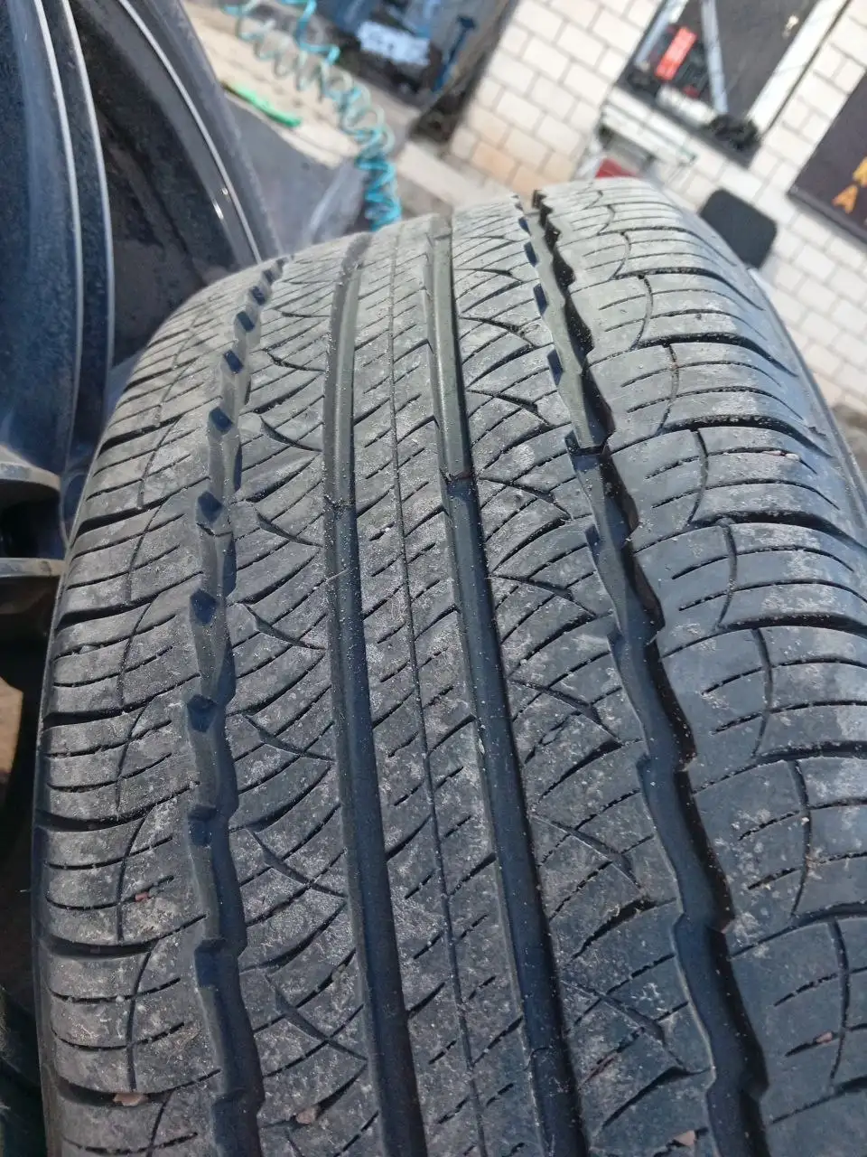 Продажа колес R18 235/50 - Колеса и диски (Запчасти) в Казань