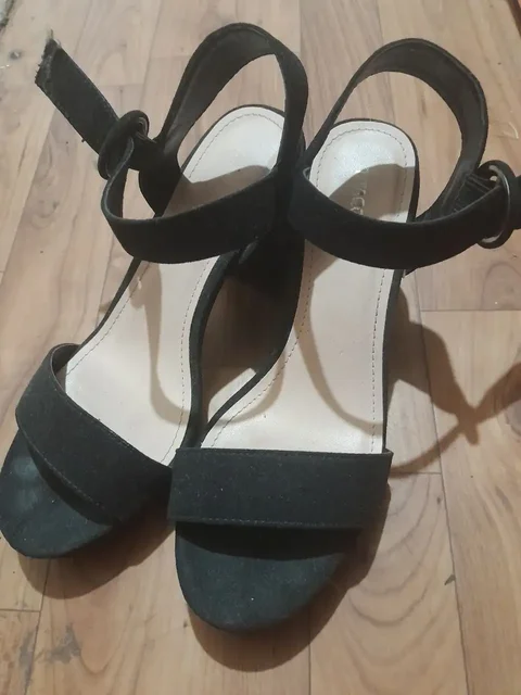 Товар 36 размера - Сумки и аксессуары в Казань