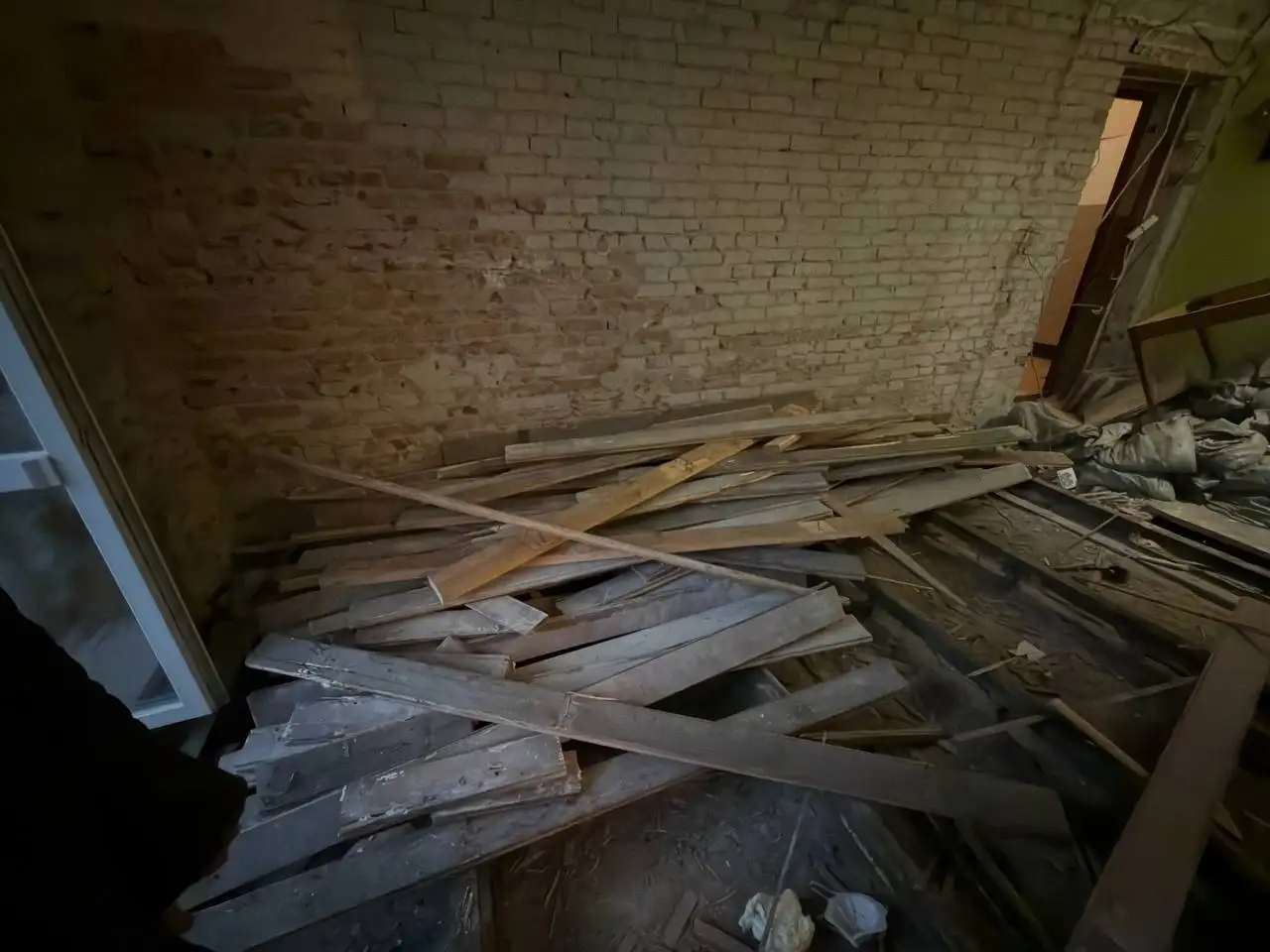 Отдам доски после демонтажа - Строительные материалы (Барахолка) в Казань