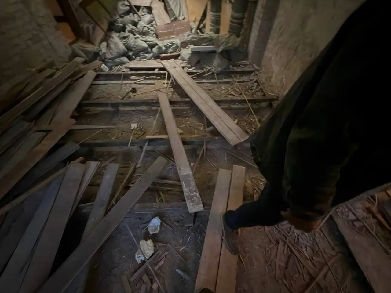 Отдам доски после демонтажа - Строительные материалы (Барахолка) в Казань