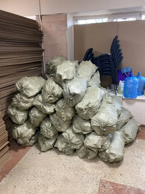 Сосна обрезки 5-10см для растопки бани - Сумки и аксессуары в Казань