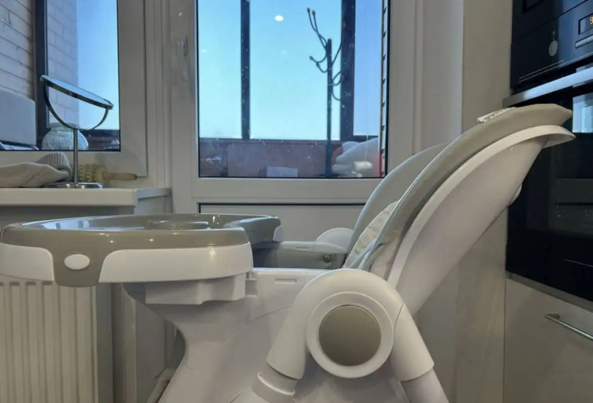 Продам детский стульчик для кормления Junion - Мебель для детей (Товары для детей) в Казань