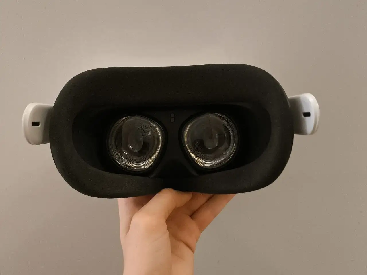 Продам шлем виртуальной реальности Oculus Quest 2 128 Гб - Виртуальная реальность (Электроника) в Казань