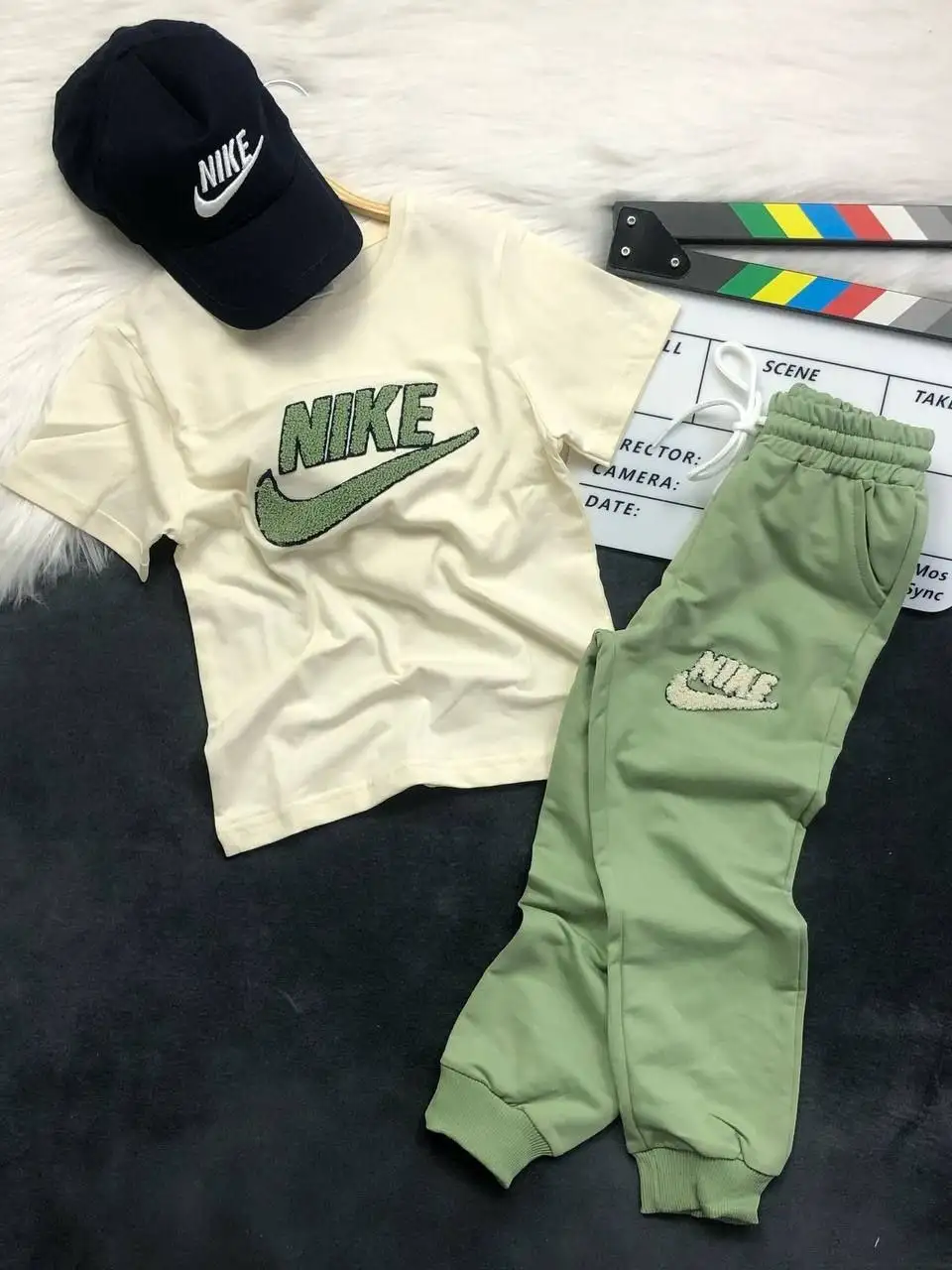 Легкий костюм Nike для мальчиков - Детская одежда (Одежда) в Казань