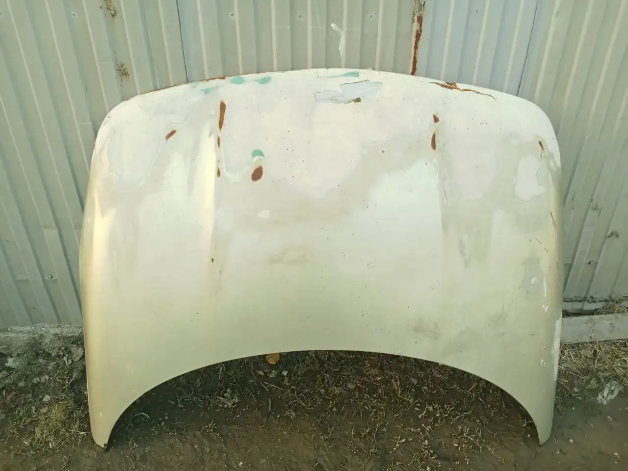 Капот на ВАЗ 2112 - Автозапчасти (Запчасти) в Казань