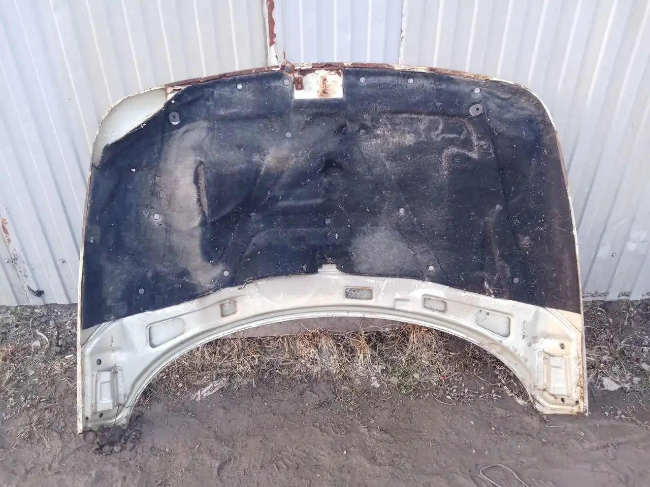 Капот на ВАЗ 2112 - Автозапчасти (Запчасти) в Казань