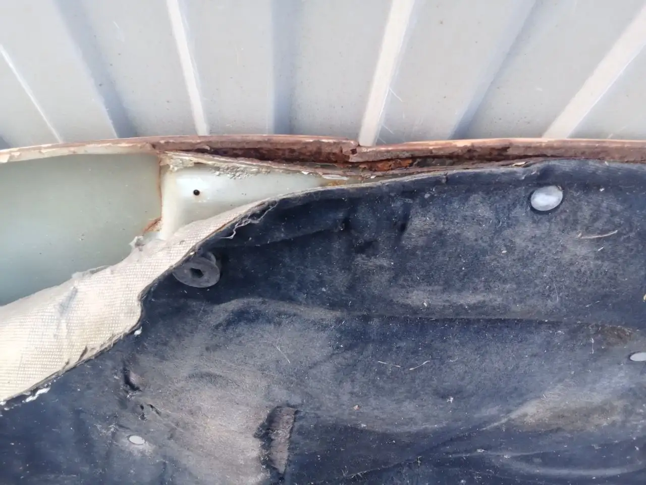 Капот на ВАЗ 2112 - Автозапчасти (Запчасти) в Казань