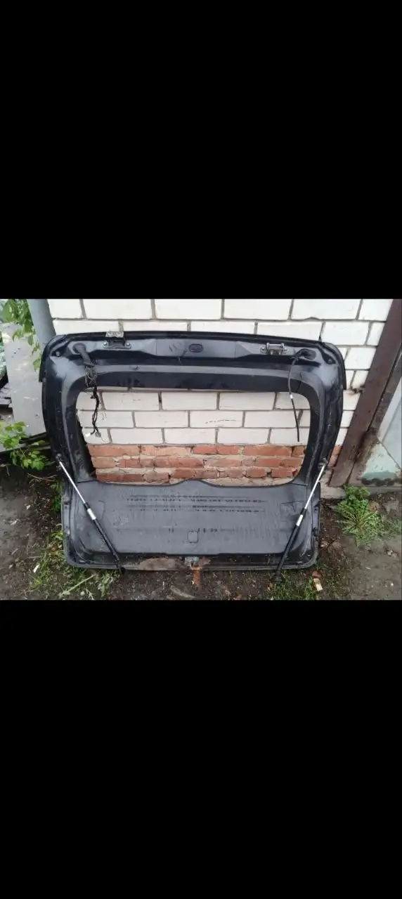 Продажа задней крышки багажника Subaru Forester SH 2008-2011 - Кузовные детали (Запчасти) в Казань