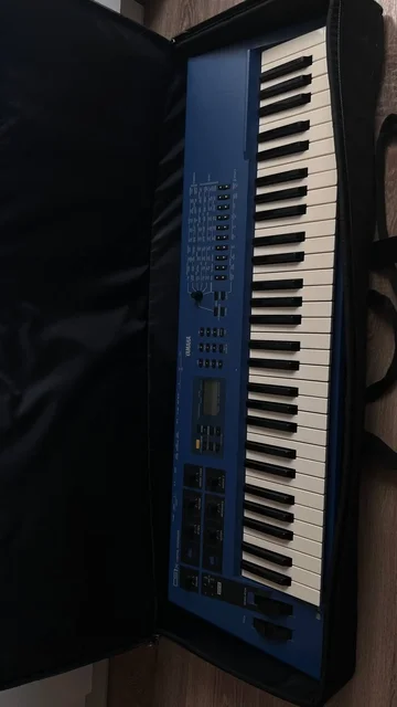 Продам синтезатор Yamaha CS1x (1997-1999) - Электронные сигареты в Казань