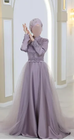 Платье на никах с ручной вышивкой - Верхняя одежда и обувь в Казань