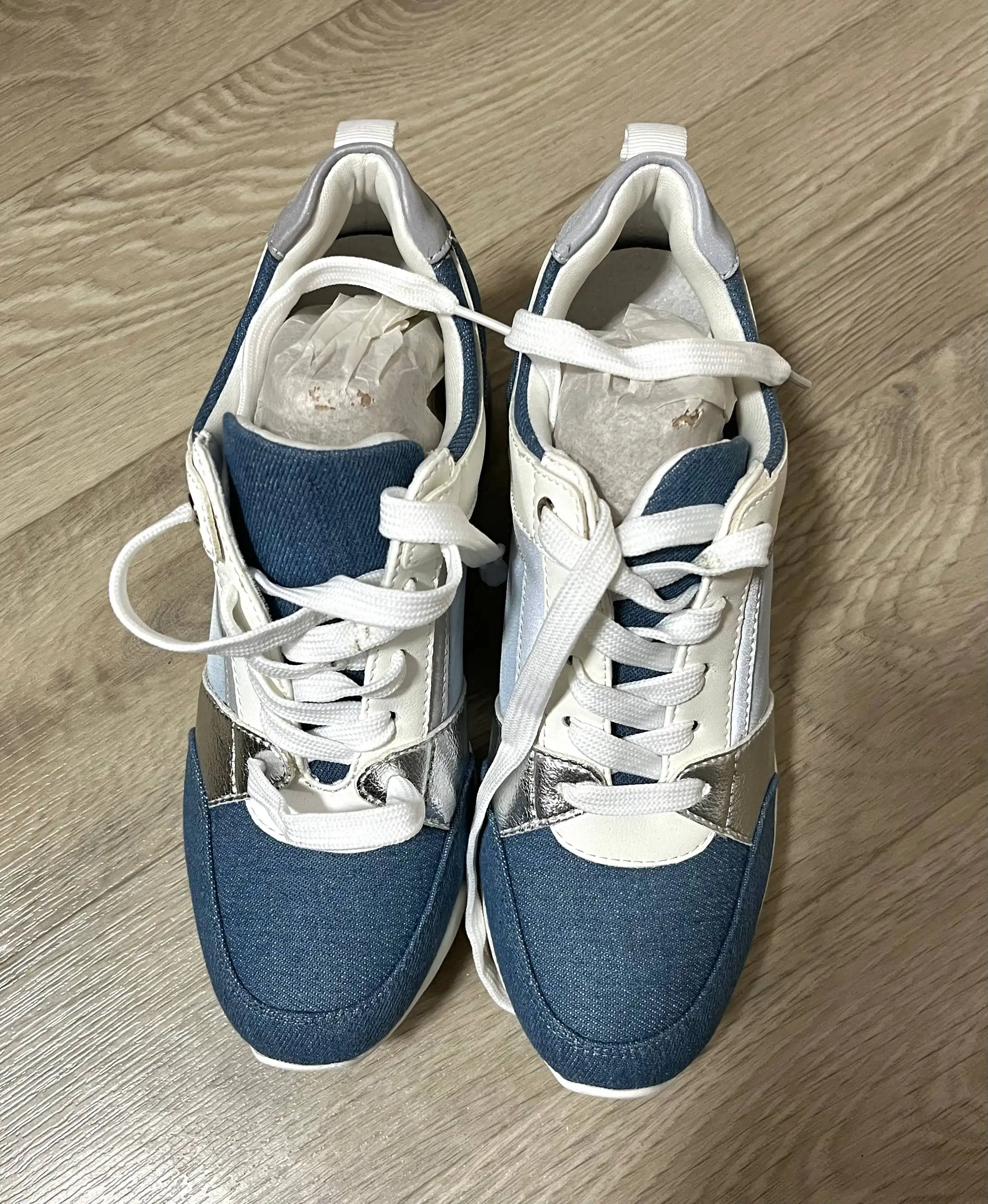 Женские кроссовки новые, размер 37 - Обувь (Одежда) в Казань