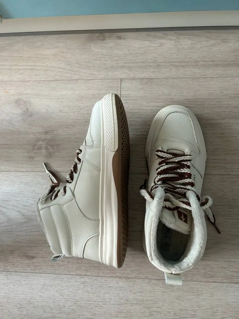 Женские демисезонные кеды размер 40 - Обувь (Одежда) в Казань