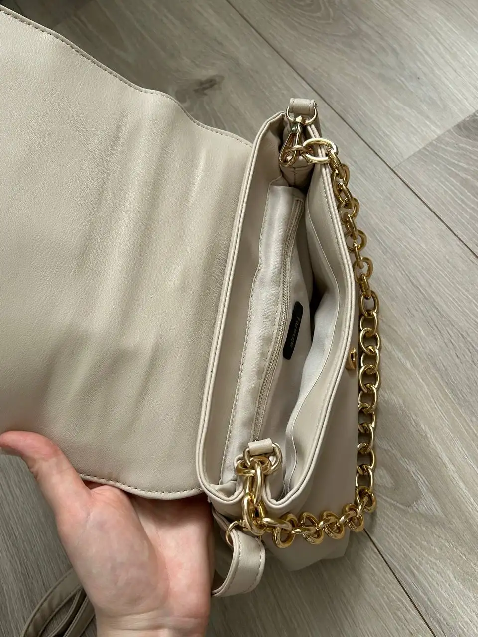 Женская сумка Sinsay бежевая - Сумки (Одежда) в Казань