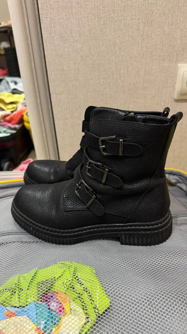 Пиджаки и сапоги женские б/у - Верхняя одежда и обувь (Одежда) в Казань