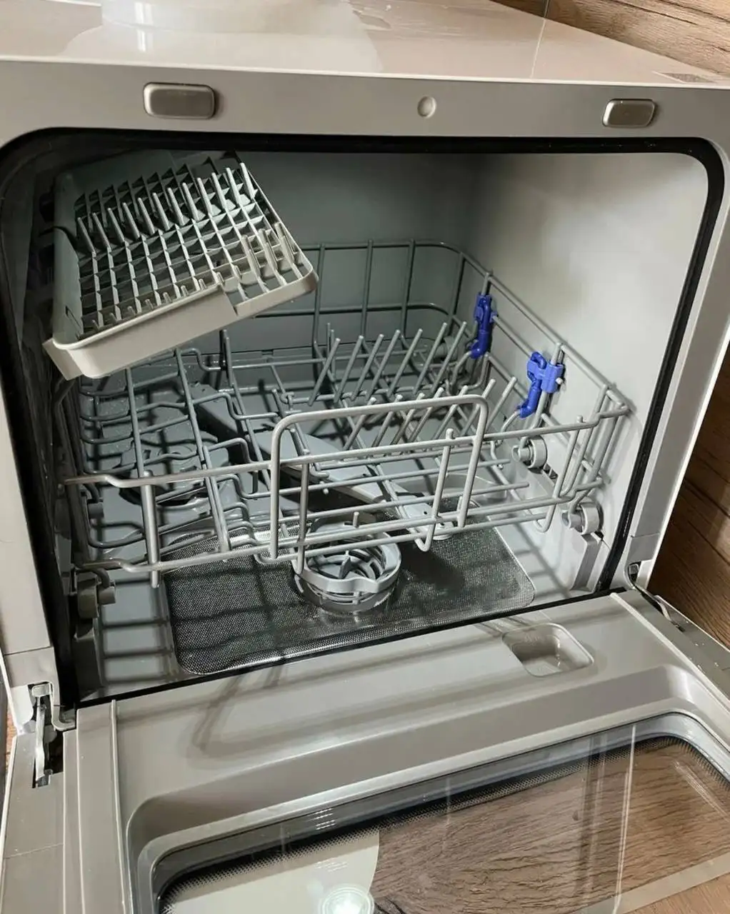 Продажа посудомоечной машины - Техника для дома (Барахолка) в Казань