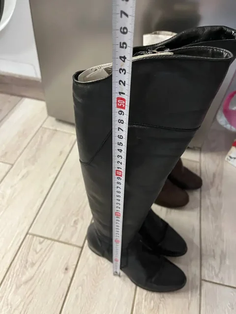 Одежда и аксессуары: сапоги, пальто, шапки, шарфы, платья, белье, блузки, пиджаки, куртки - Костюмы в Казань