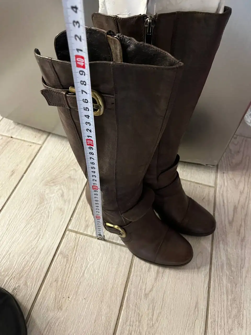 Одежда и аксессуары: сапоги, пальто, шапки, шарфы, платья, белье, блузки, пиджаки, куртки - Одежда в Казань