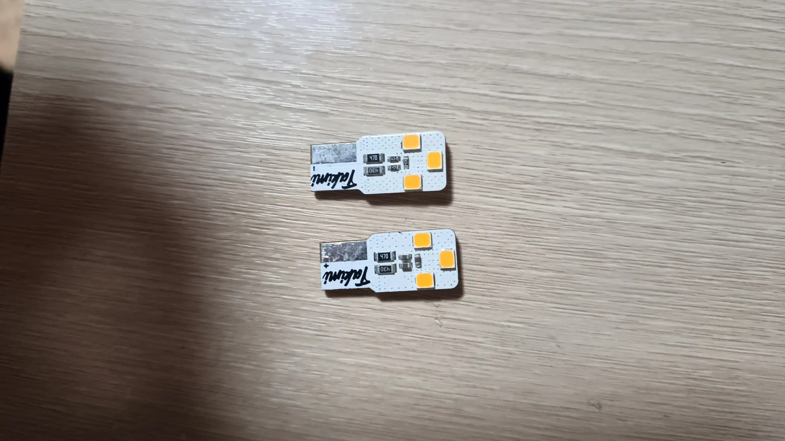 Светодиодные лампочки H7 и W5W - Лампы (Авто) в Казань