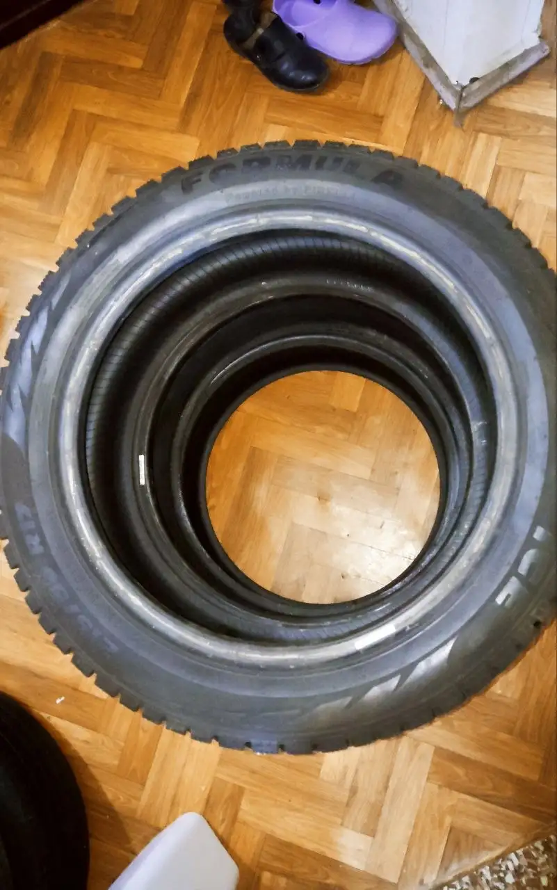 Зимние и летние шины 215/50 R17 - Шины и диски (Авто) в Казань