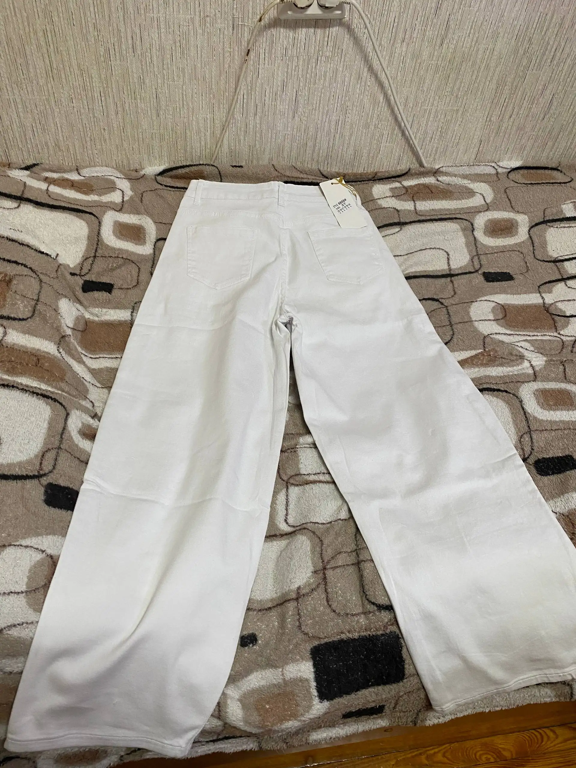 Джинсы женские белые широкие новые - Джинсы (Одежда) в Казань
