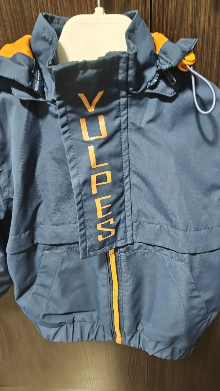 Ветровки и куртка по 500 руб - Верхняя одежда (Одежда) в Казань