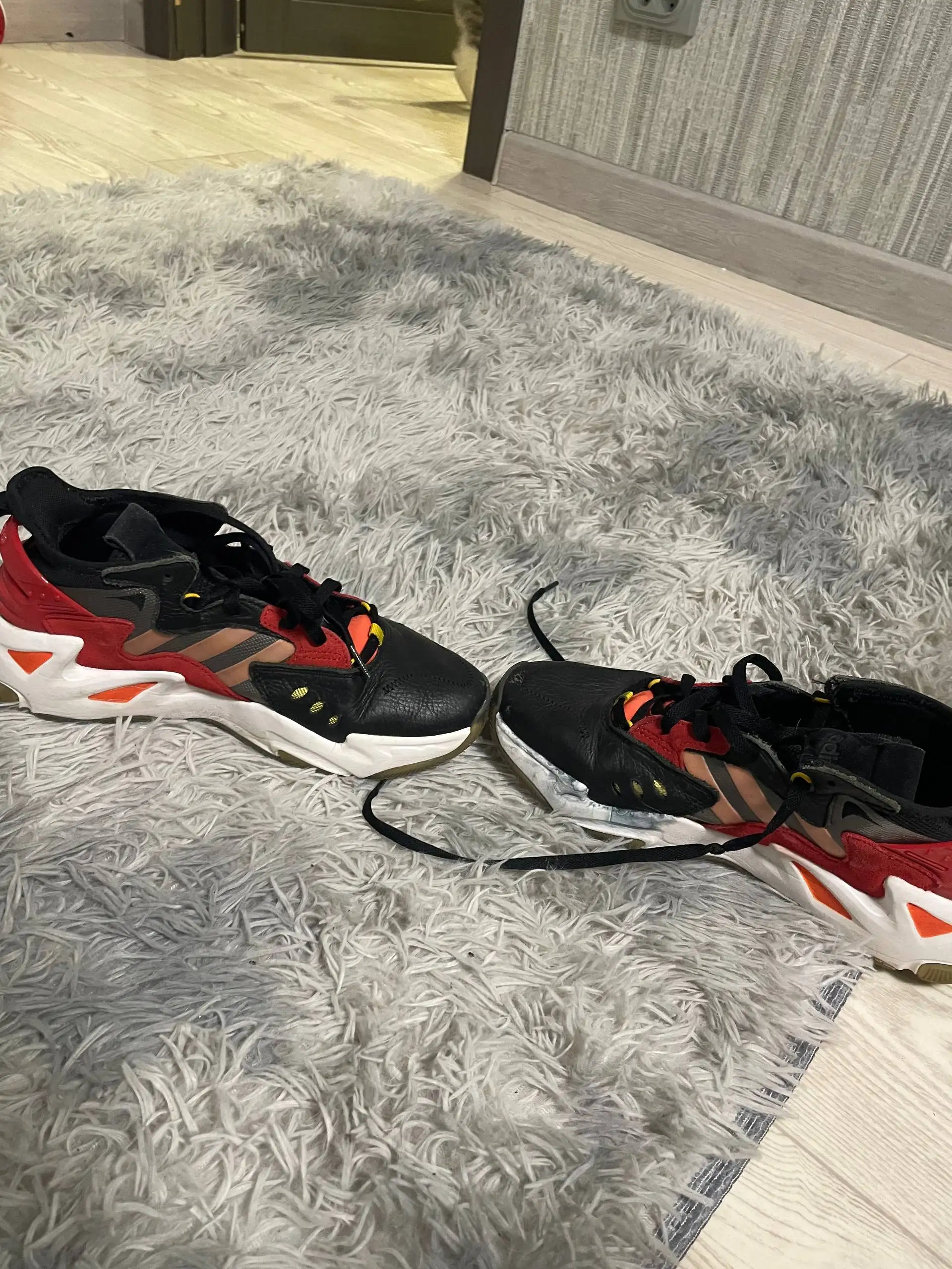 Кроссовки Адидас оригинал - Обувь (Одежда) в Казань