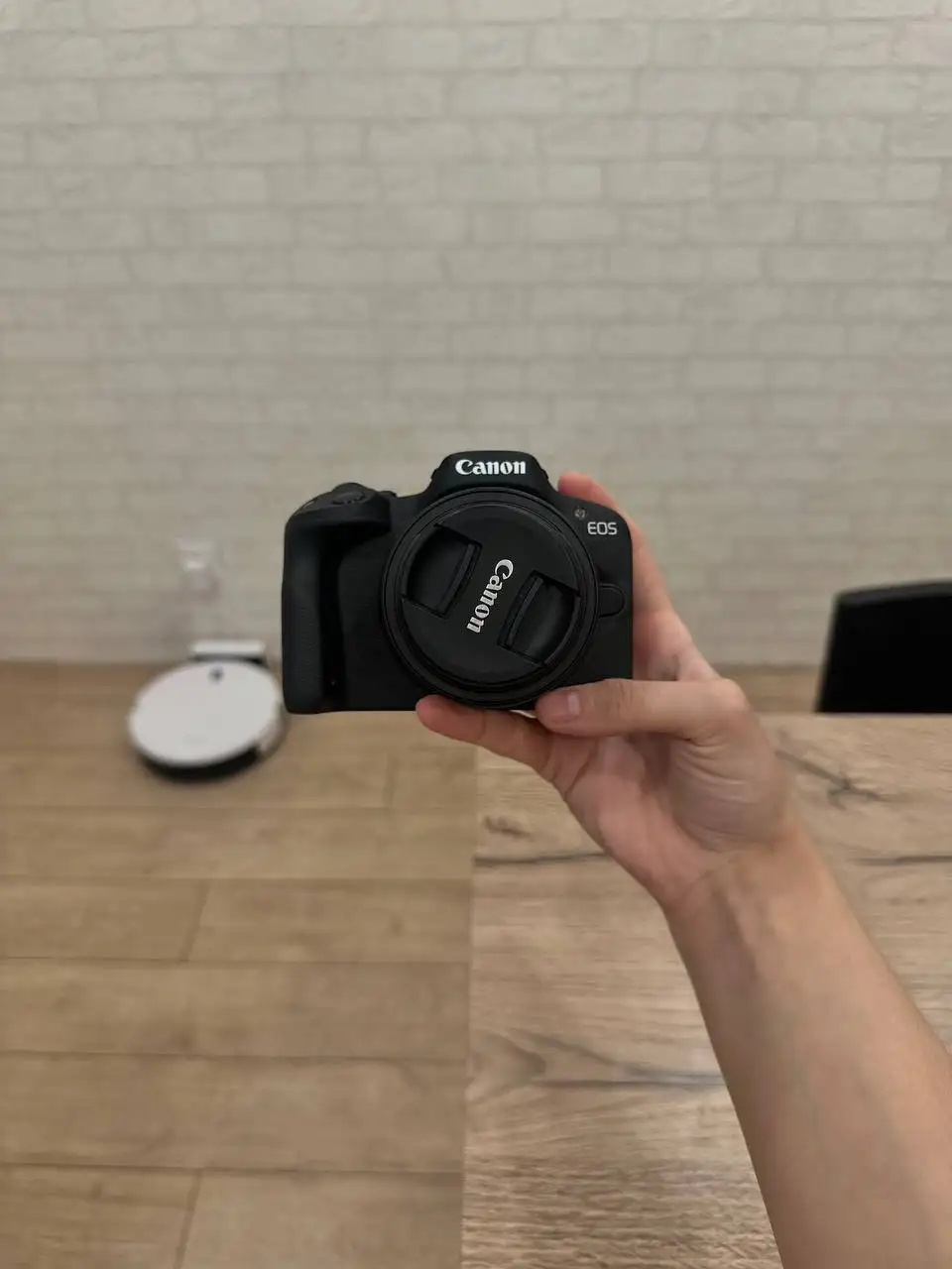 Canon EOS R50 Kit 18-45mm в идеальном состоянии - Фотоаппараты (Электроника) в Казань