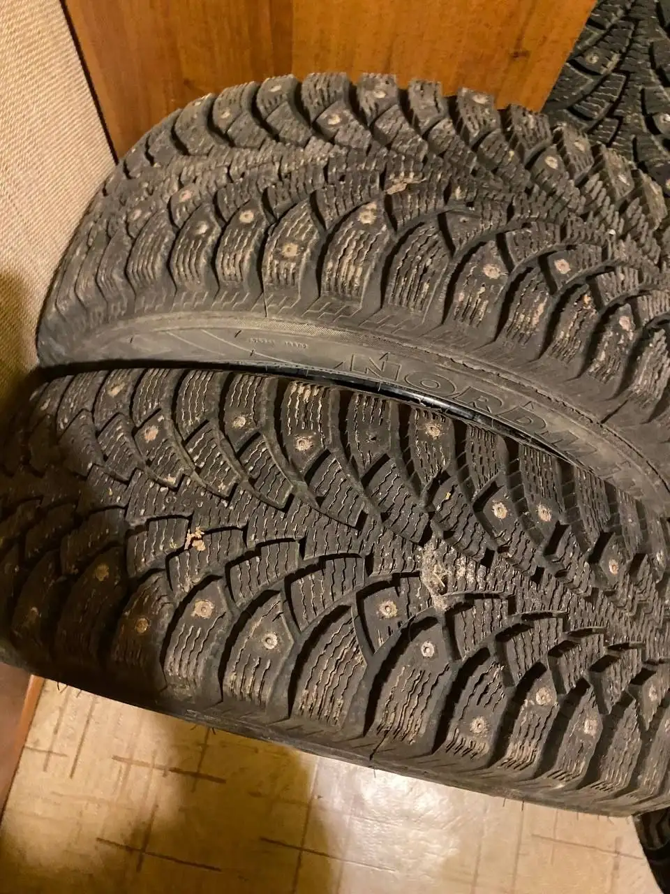 Продам комплект зимних колес 185/65 R14 - Шины и диски (Авто) в Казань