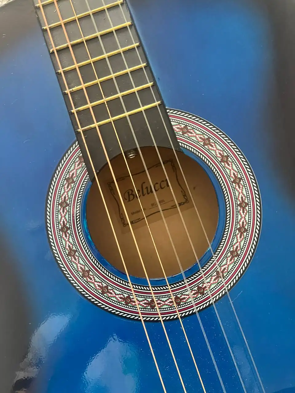 Гитара в хорошем состоянии - Хобби и отдых в Казань