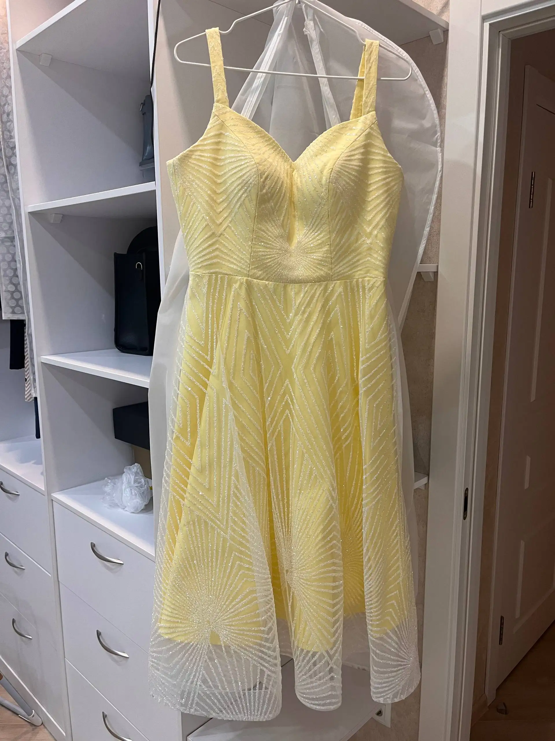 Платье дизайнерское, размер М - Платья (Одежда) в Казань