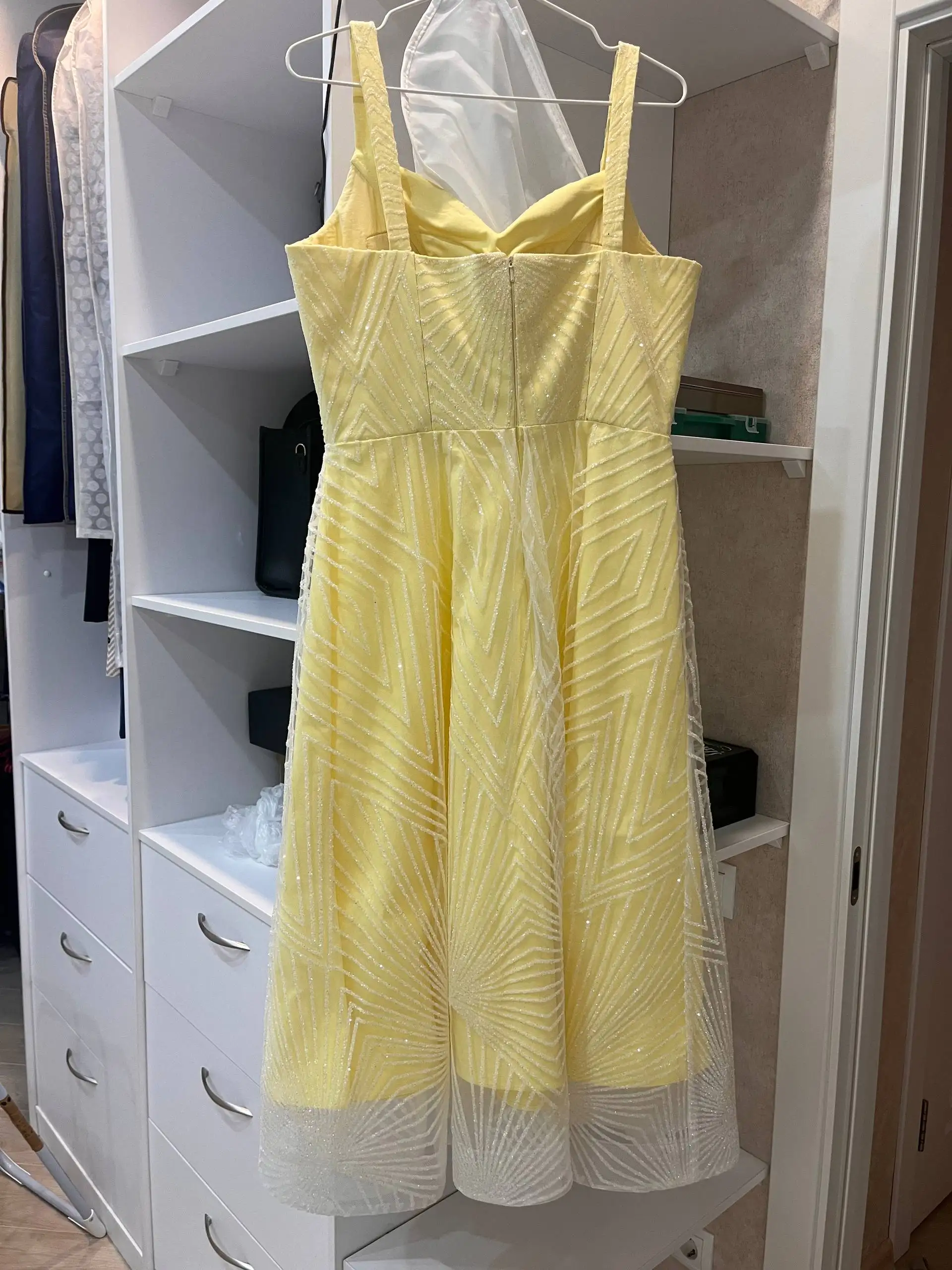 Платье дизайнерское, размер М - Платья (Одежда) в Казань