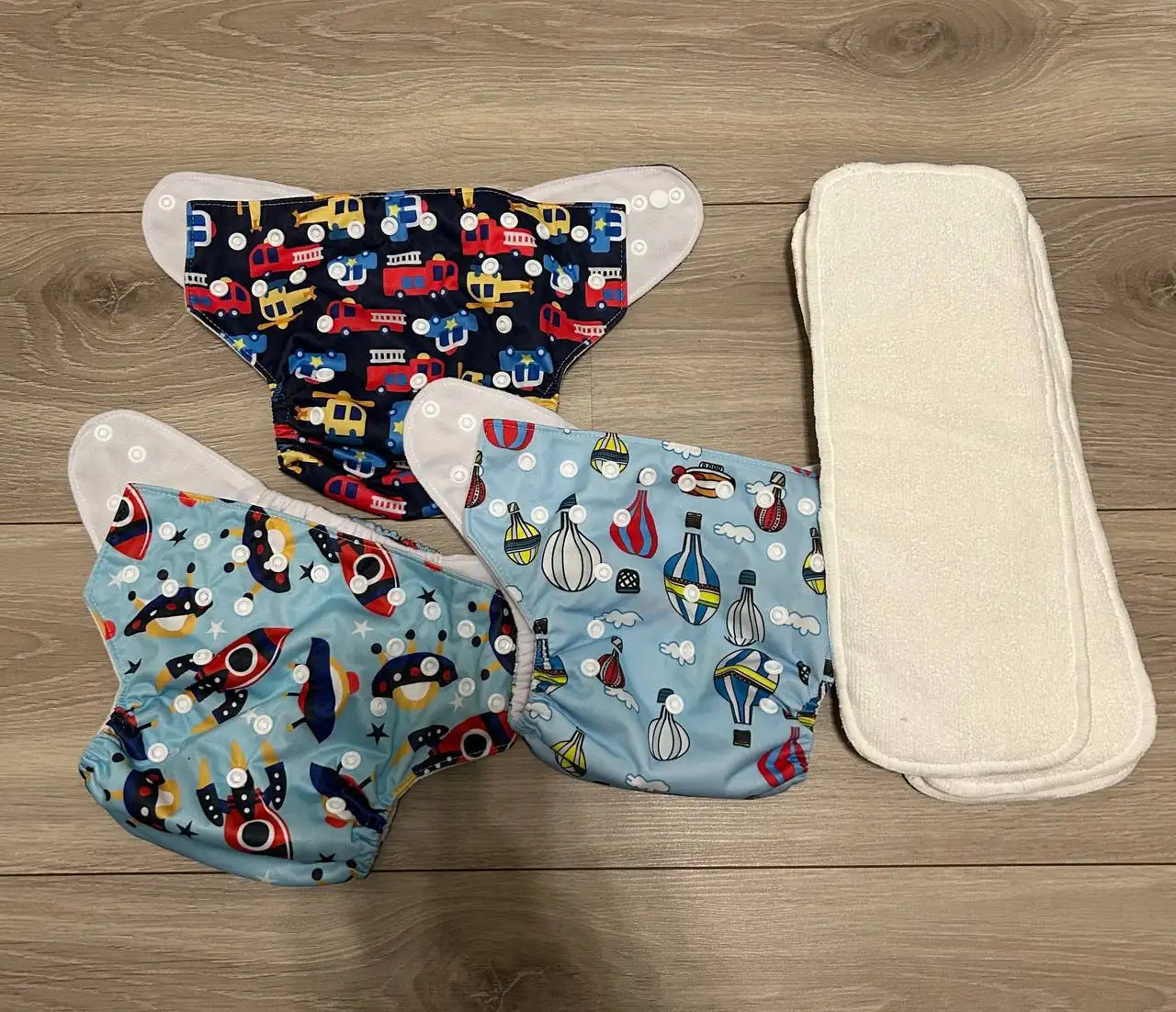 Продам многоразовые подгузники новые 3 шт - Подгузники (Товары для детей) в Казань