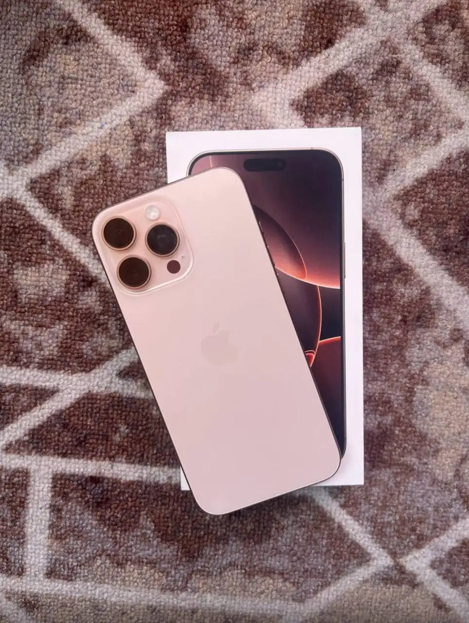 Продаю iPhone 16 Pro Max 512GB - Смартфоны (Электроника) в Казань