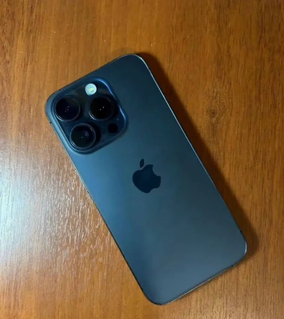 Продажа iPhone и Samsung - Электрощитовое оборудование в Казань